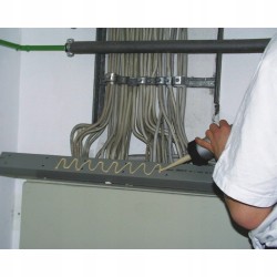 Wurth Klej Multikraft - klej o dużej wytrzymałości 310ml 0893100110